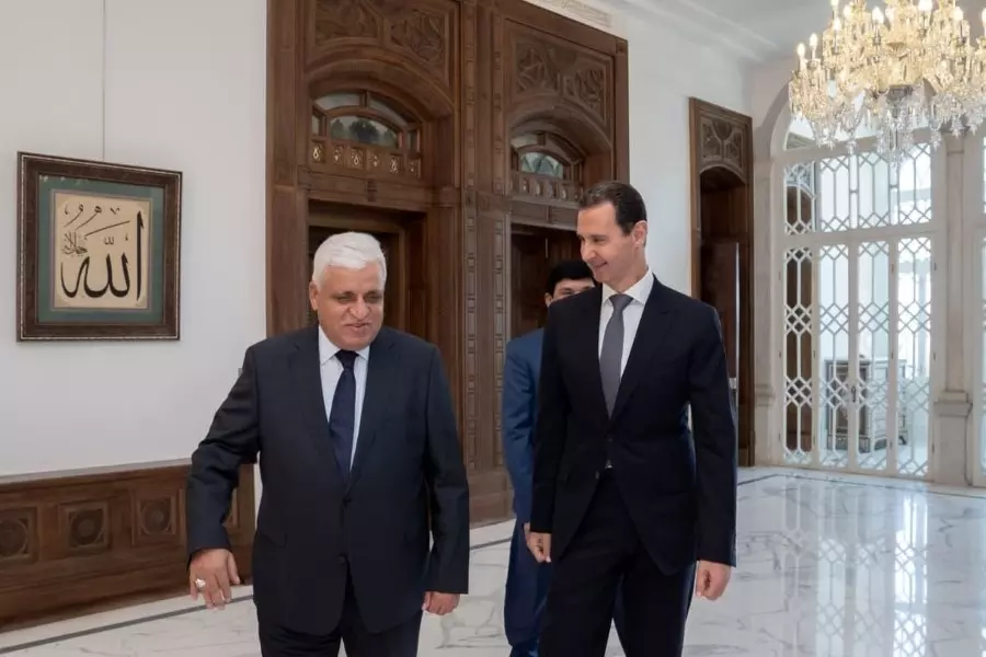 "حرصاً على إنجاح المؤتمر" .. رئيس "الحشد الشعبي" يوضح للأسد سبب عدم دعوته لـ "قمة جوار العراق"