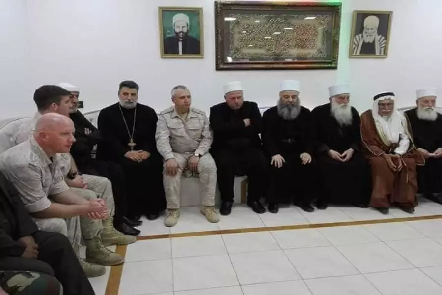 حركة "رجال الكرامة" تفرج عن العشرات من أبناء عشائر السويداء بعد احتجازهم بتهمة التعامل مع تنظيم الدولة