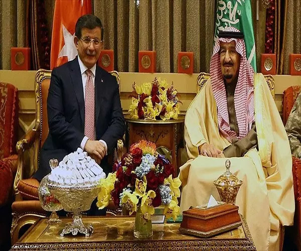 رئيس الوزراء التركي ... روسيا تكثف هجماتها على المناطق القريبة من الحدود التركية