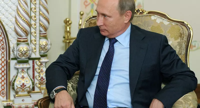 بوتين يتوعد باستخدام المزيد من الوسائل العسكريةويرى أن التعامل مع الأسد و أمريكا سهلاً