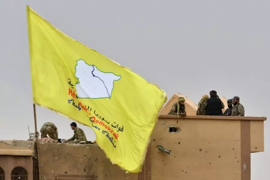 بعد طردها لعائلات نازحة .. ميليشيا "قسد" تستولي على منازل بريف الرقة