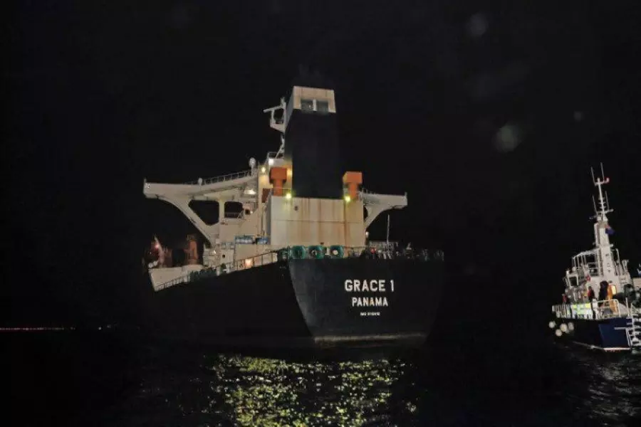 العقوبات الأمريكية تواصل ضغوطها على القطاع البحري الإيراني