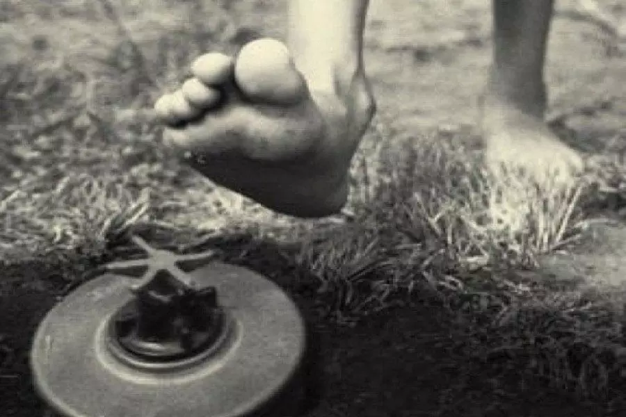 لغم أرضي يودي بحياة طفلين شمالي الرقة