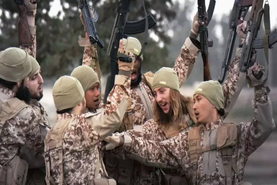 الوحدات الكردية تؤكد اعتقال 900 مقاتل من تنظيم الدولة من 44 دولة خلال معاركها مع التنظيم