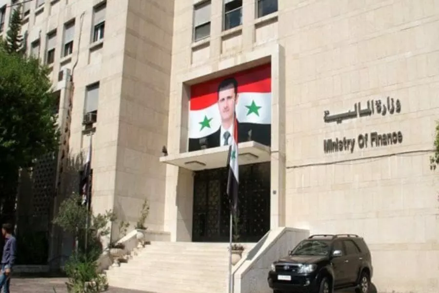 بغرامات تفوق الـ 33 مليار ليرة .. النظام يحجز على أموال شخصيات تعمل بالتخليص الجمركي البحري ..!!