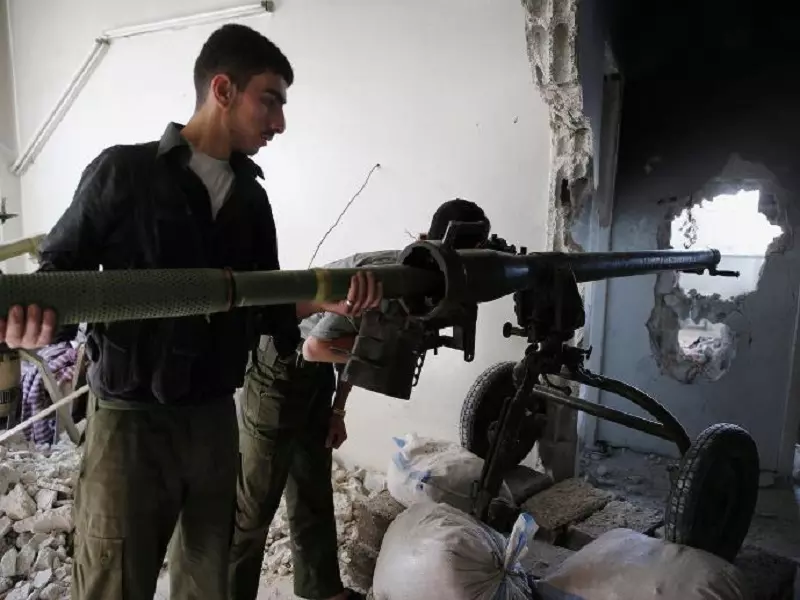 بعد مسرحية الأسد .. كتائب الثوار تستعيد نقطة من قوات الأسد بجوبر