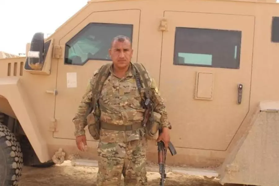 توتر وحشود عشائرية بدير الزور إثر محاولة قوة كردية اعتقال قيادي عربي بـ "قسد"