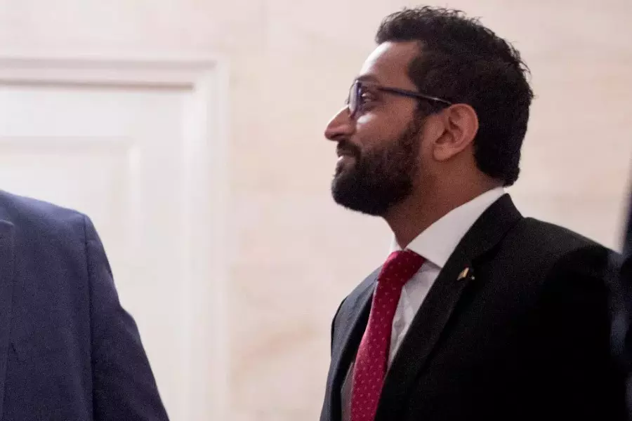 صحيفة تكشف عن زيارة لمسؤول أمريكي لدمشق بشأن الرهائن الأمريكان