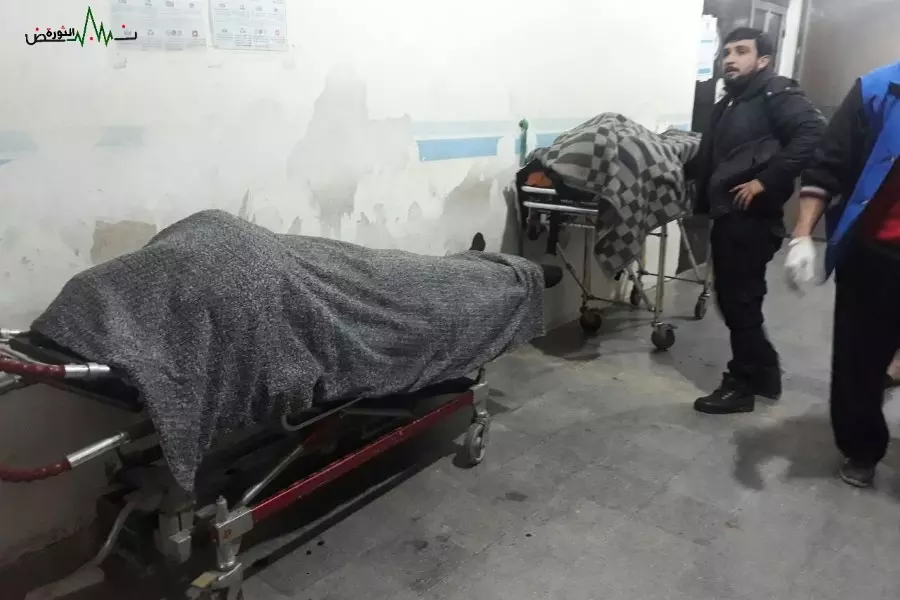 ادلب تستقبل العام الجديد بمجزرة ضحيتها أطفال ومعلمتهم بقصف مدرسة في سرمين بإدلب