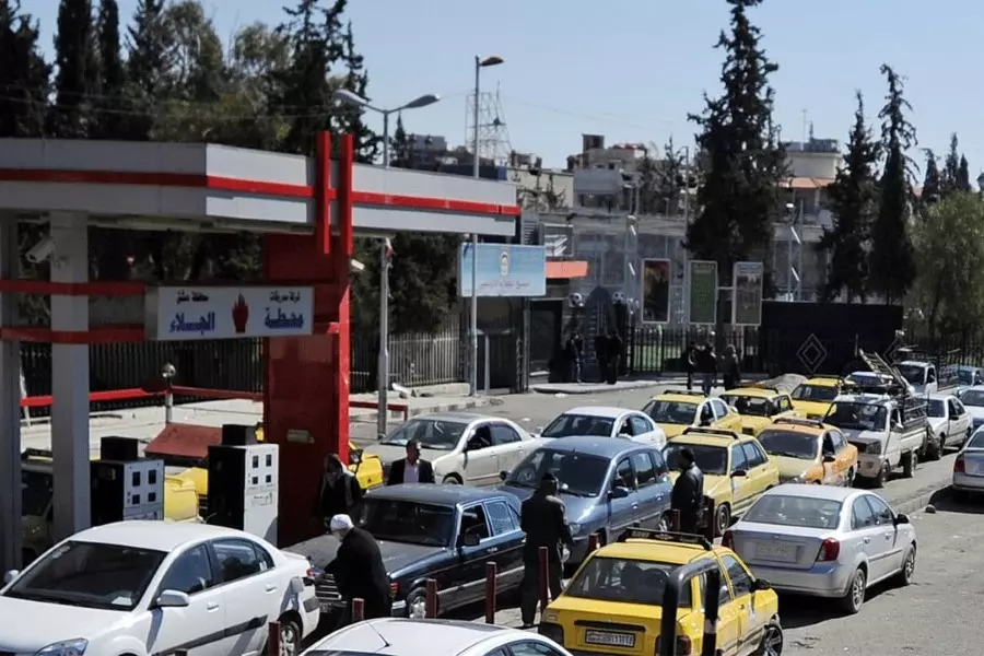 50 ليتر عبر "الذكية" .. النظام يطرح المازوت الحر بـ 1700 ليرة سورية