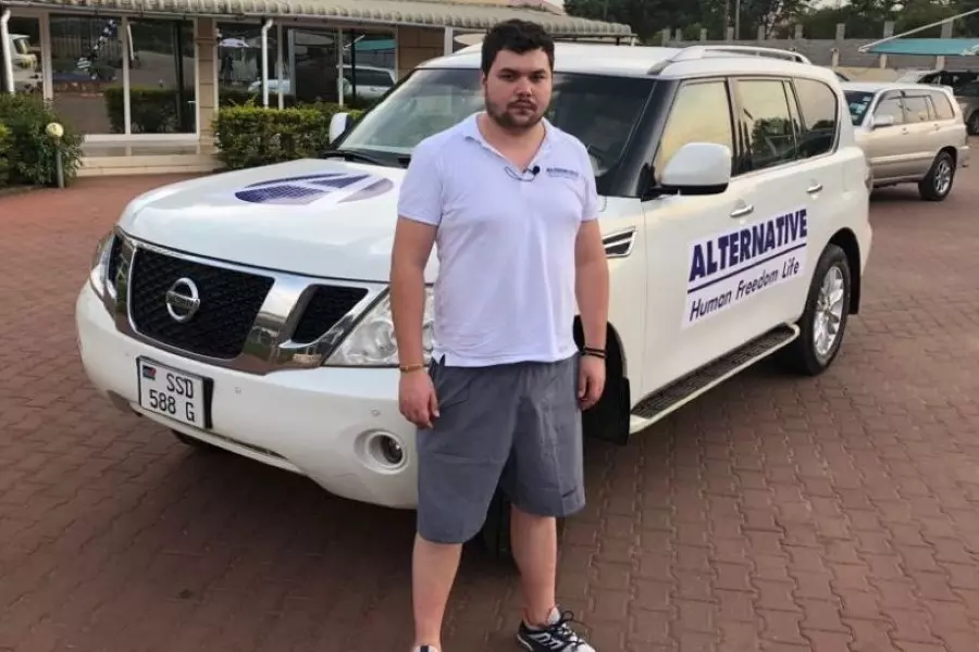 وكالات روسية تكشف عن فقدان الاتصال بناشط حقوقي روسي بريف إدلب