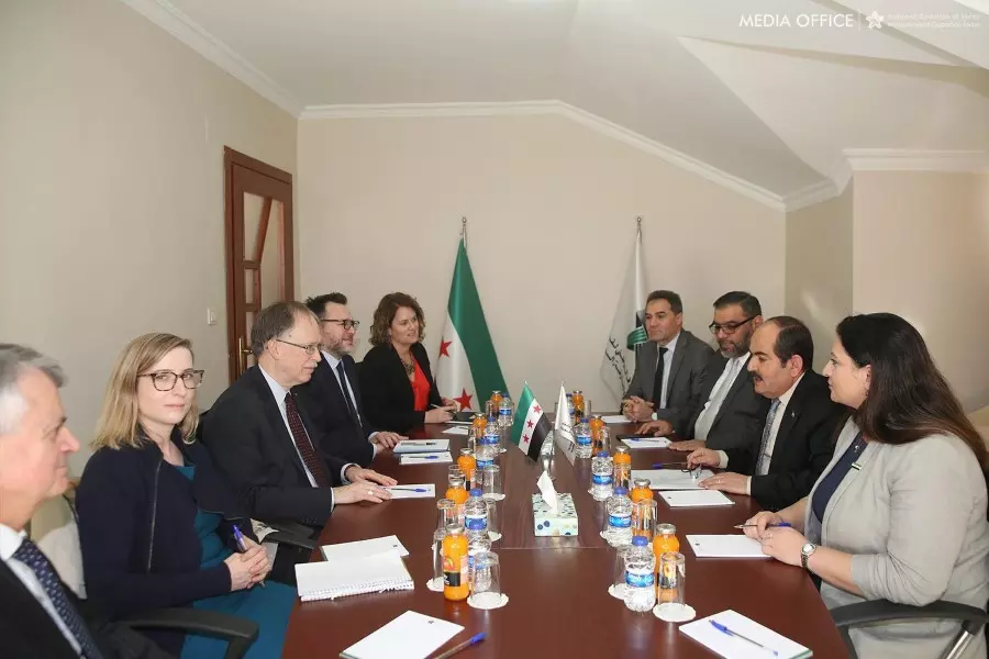 الائتلاف يبحث مع نائب وزير الخارجية الكندي الحل السوري وسبل إنهاء معاناة آلاف اللاجئين بحل شامل