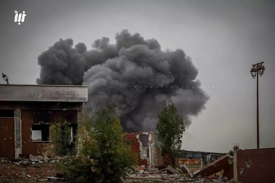 سيناريو الدمار يجتاح "درعا" .. عشرات الغارات بجميع الأسلحة المحرمة تنهال على المدنيين