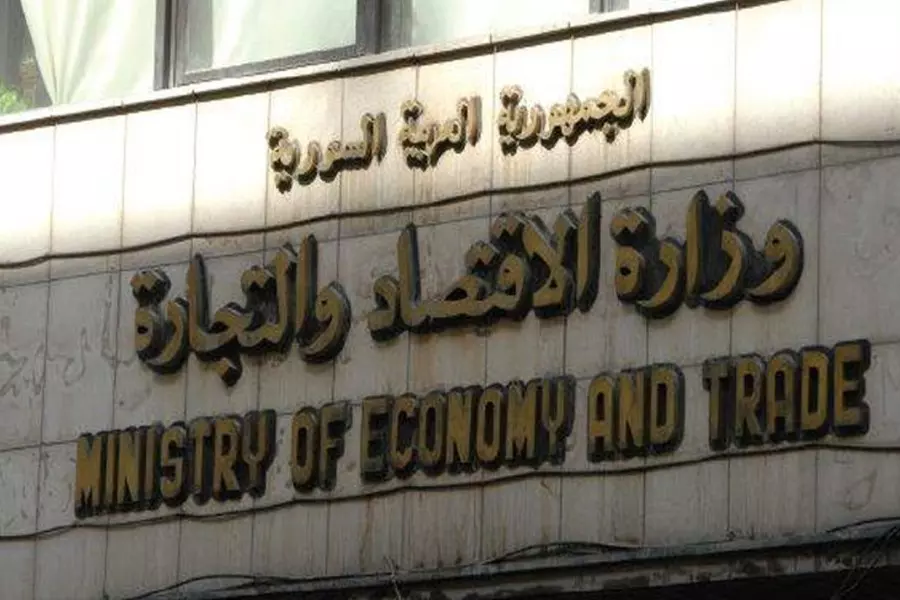 اقتصاد النظام تخفض الاستيراد ورجل أعمال موالي يعلق "قرار خطير وقد يزيد التهريب" ..!!