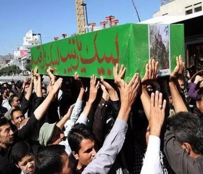 المقاتلون الأفغان الشيعة يستغلون للقتال في سوريا