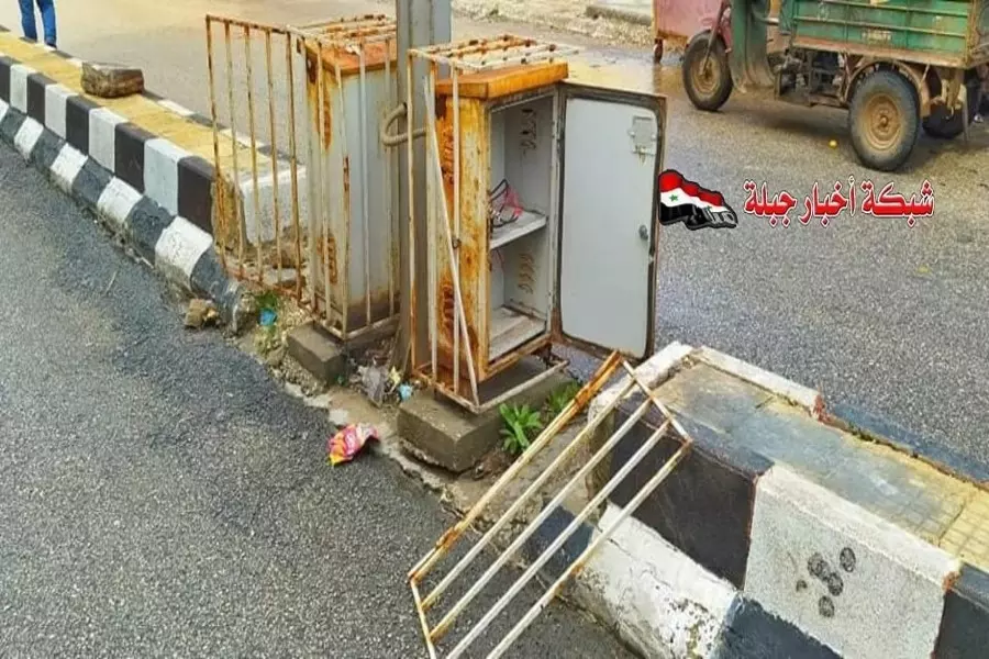 بعد أسلاك الكهرباء .. حوادث التعفيش تطال "الطاقة الشمسية" بمناطق النظام