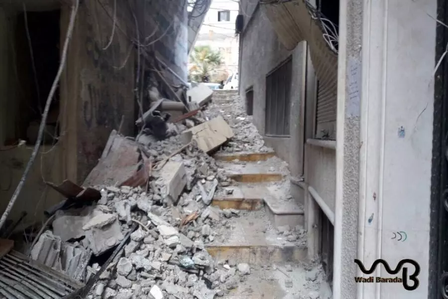 اشتباكات متسمرة في وادي بردى.. والطيران يلقي براميله المتفجرة