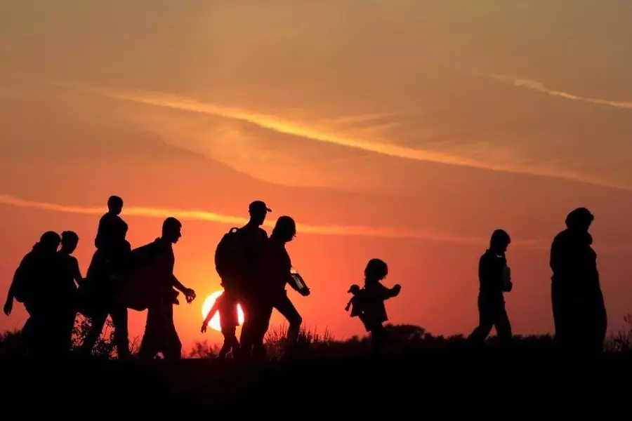 أيها السوريون.. اخلعوا أعضاءكم لتمروا