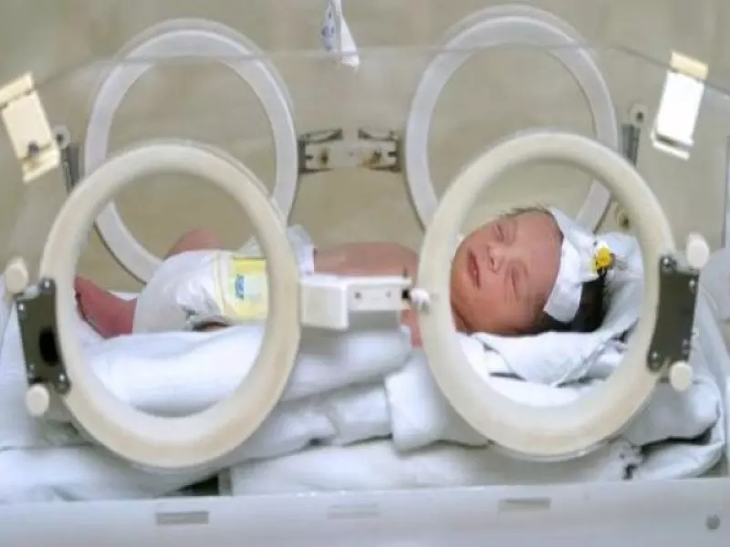 بريطاني يخترع " حاضنة أطفال " تتناسب مع الإمكانيات المتواضعة لتصنيعها في سوريا !