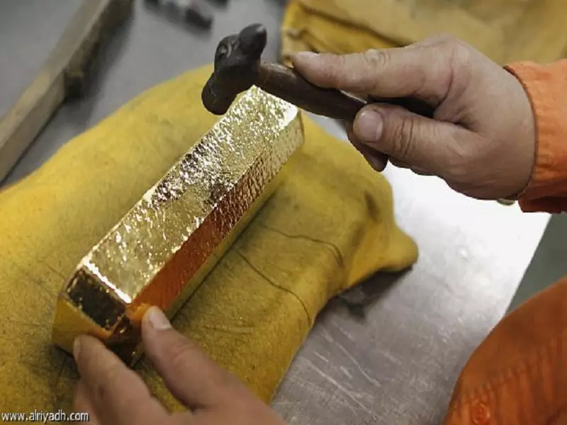 نظام الأسد يدعو لتسوية أوضاع حتى " الذهب "