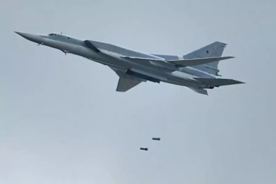 مجلة أمريكية : قاذفات "تو-22 إم 3" الروسية في "حميميم" تشكل خطراً على دول حلف الناتو