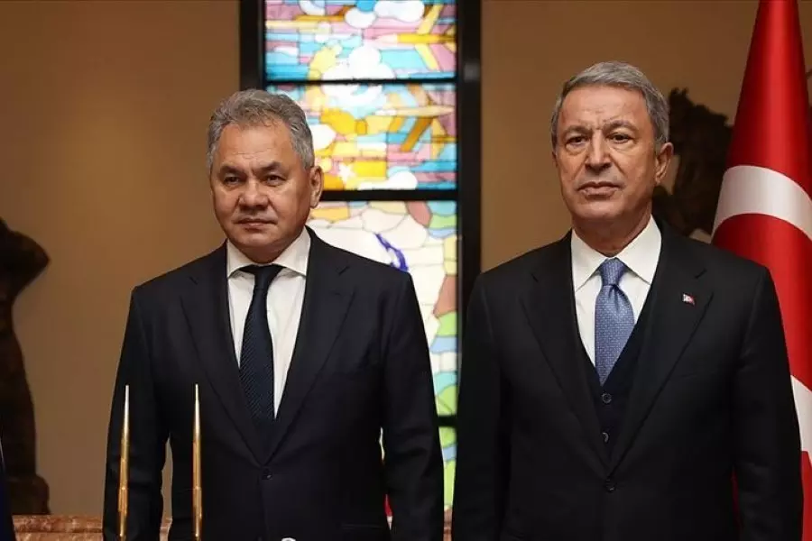 مع التصعيد في ادلب.. خلوصي وشويغو يبحثان التطورات في سوريا