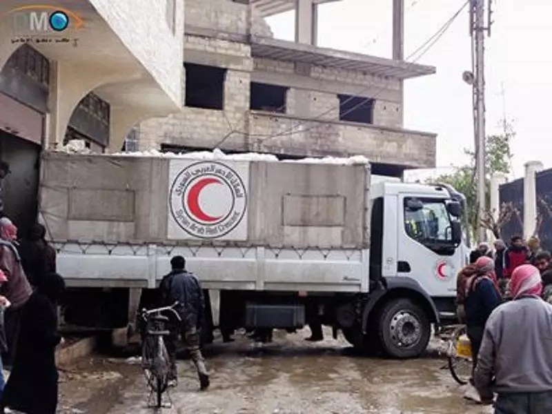 بعد إغلاق نظام الاسد لشريان الجنوب الدمشقي .. دخول شاحنتي مواد غذائية فقط!!!