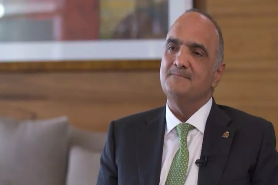 رئيس الوزراء الأردني ينفي فتح قناة اتصال سرية أو إرسال مبعوث للأسد