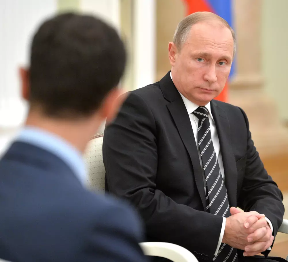 صحيفة تكشف طلباً روسيا من الأسد بالتنحي قوبل بـ "الرفض" .. وموسكو تغضب و تنفي الأمر