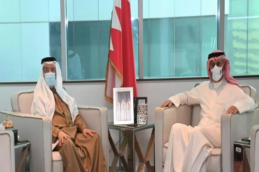 وزير بحريني يؤكد حرص بلاده على مزيد من التعاون مع نظام الأسد المجرم