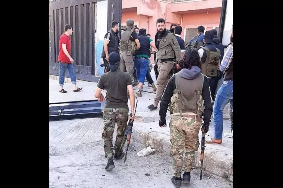 صبيان "الوطني" تتصارع شمال وغرب حلب وجبهات النظام للتهريب فقط