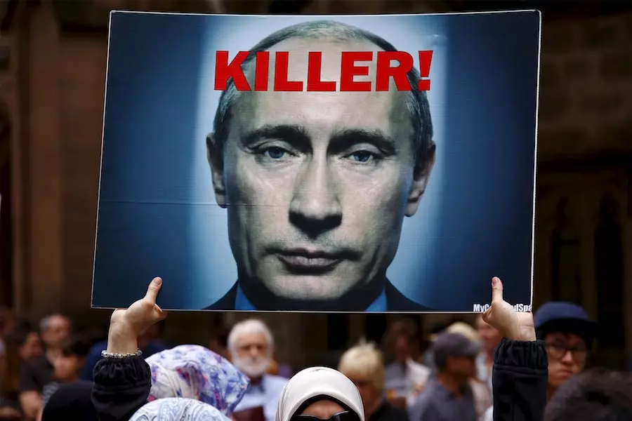 روسيا تُنَجِس طبق طعامها