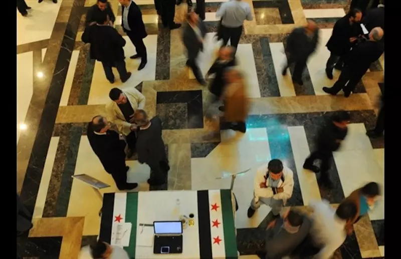 بوساطة وضمانة دولية ... الفصائل الثورية تبدي موافقتها المبدئية على هدنة "مؤقتة" يتم رسم معالمها