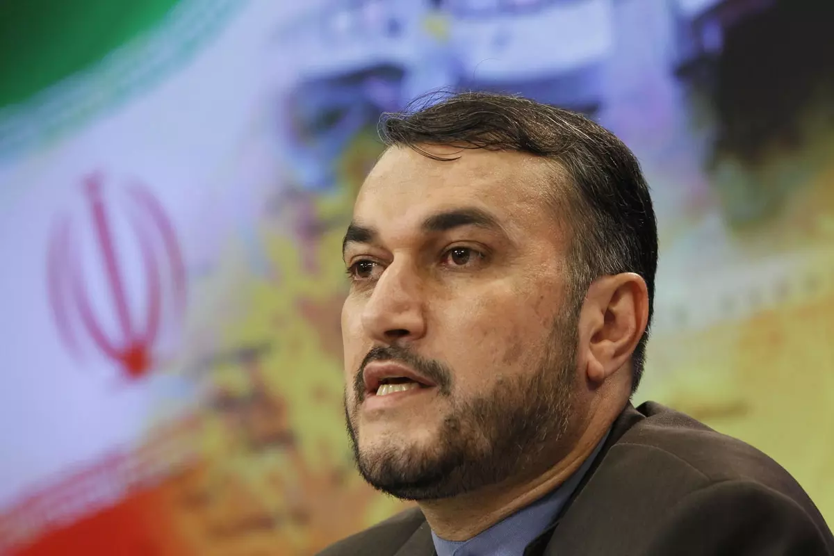 انتقاد ايراني "شديد" للساعين وراء منطقة حظر جوي .. وتأكيد "مشدد" على اغلاق الحدود و قتال"الارهابيين"