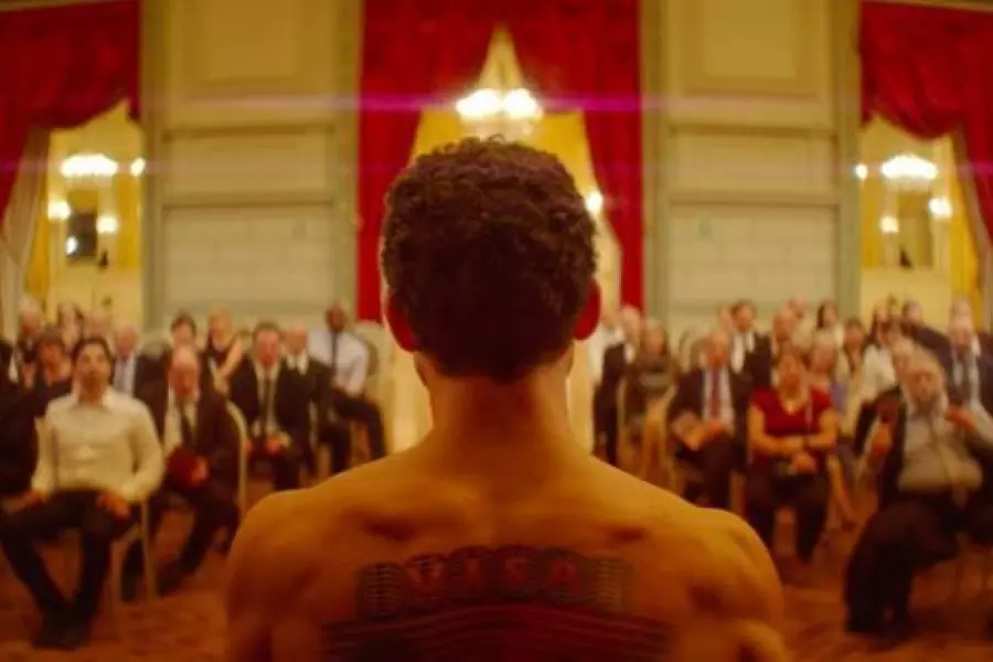 "الرجل الذي باع ظهره" .. فلم سينمائي يجسد معاناة اللاجئين السوريين بمهرجان "قرطاج"