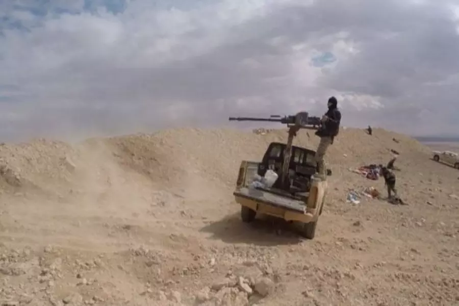 قوات الأسد تنجح بإبعاد تنظيم الدولة عن مطار التيفور وسط استمرار المعارك