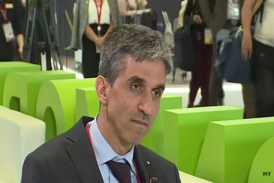 تصريحات تثير سخرية السوريين .. عضو مجلس الشعب التابع للأسد يدعو  لمقاضاة الجيش الأمريكي