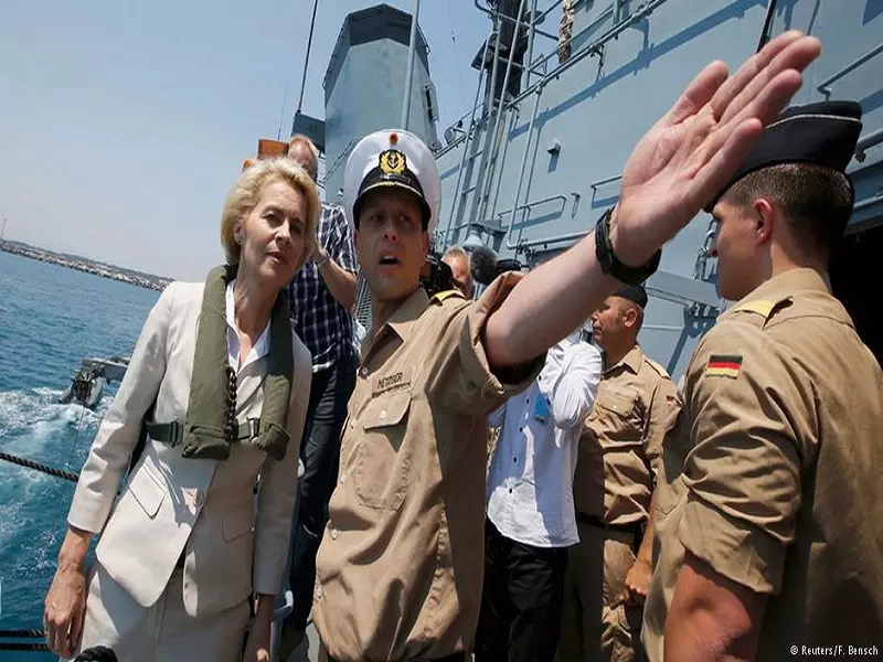 ألمانيا تؤيد تشديد الإجراءات ضد مهربي اللاجئين