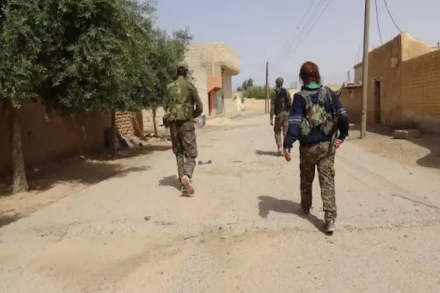 "قسد" بمساندة التحالف الدولي تنفذ حملات دهم واعتقال بريف ديرالزور