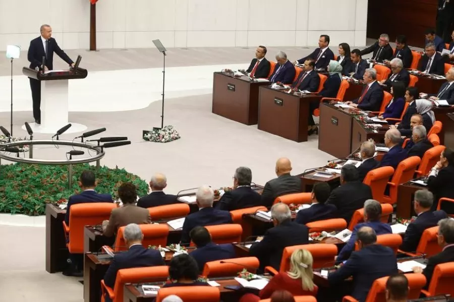 أنقرة تنفي مناقشة إرسال مقاتلين سوريين إلى ليبيا