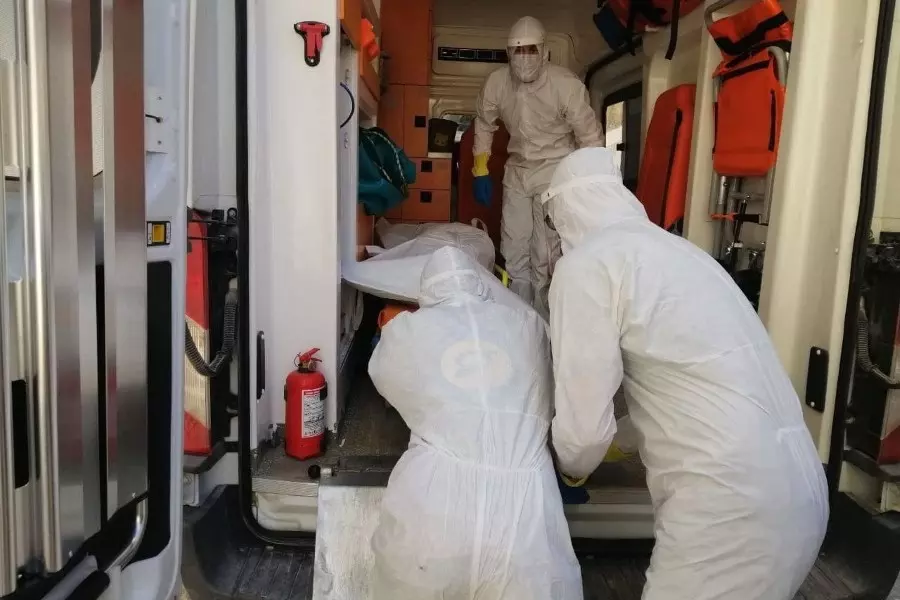 صحة النظام تسجل 20 إصابة بـ"كورونا " ومسؤول طبي يكشف وجود إصابات بمتحور "أوميكرون"