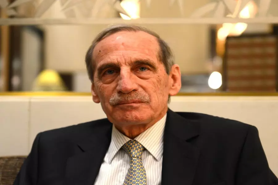 عيون وآذان (سورية من سيء الى أسوأ)