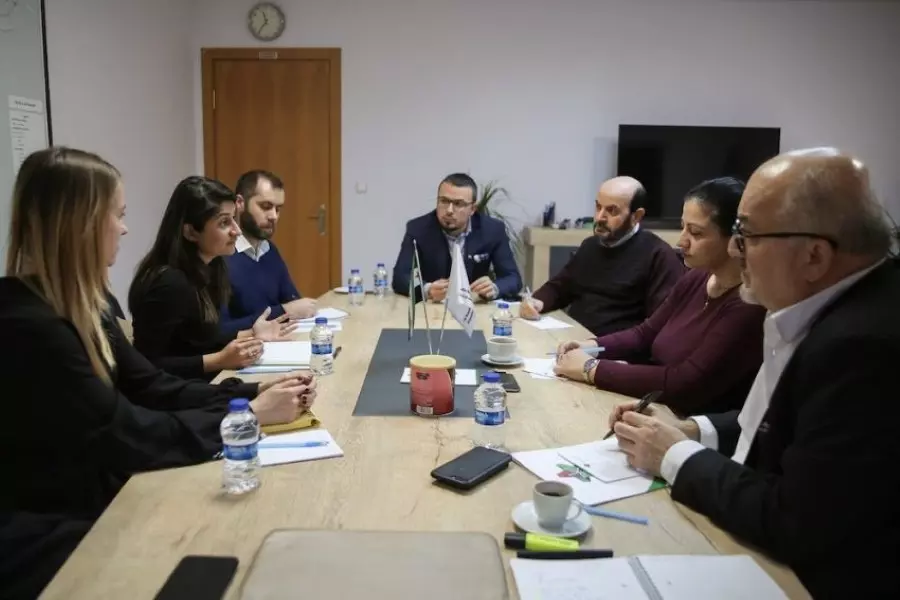دائرة العلاقات الخارجية في الائتلاف تلتقي وفداً أمريكياً لبحث التطورات الميدانية والسياسية