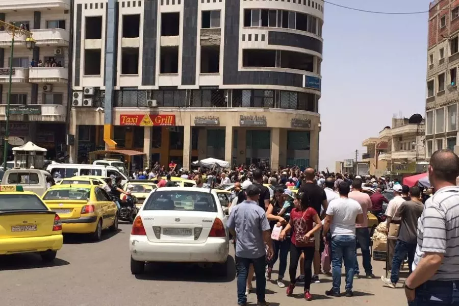 لليوم الثاني.. مظاهرات مستمرة في السويداء تطالب بإسقاط الأسد