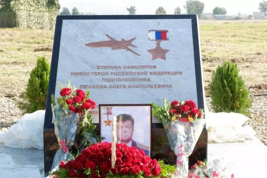 "السماء" .. الدفاع الروسية تعرض فيلم روائي لقصة طيار لقي مصرعه بسوريا