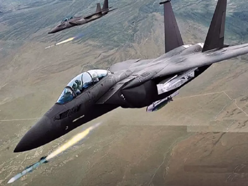 14 غارة للتحالف تقاسمتها الأراضي السورية و العراقية