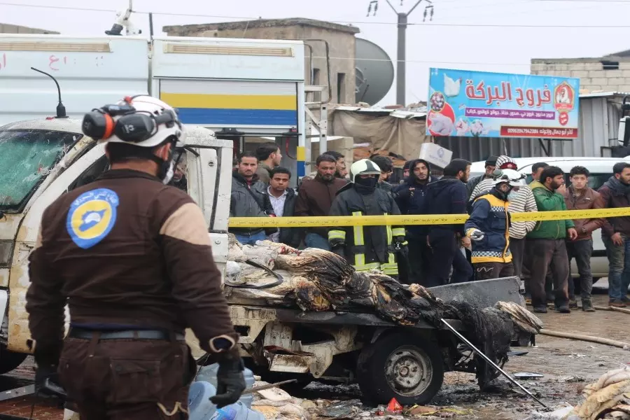 شهيد و 6 جرحى حصيلة انفجار عبوة ناسفة بسيارة لبيع الخبز في "سجو"