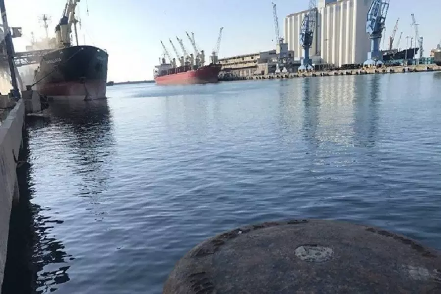 عمال يشكون تجاوزات وخداع الروس عقب استحواذهم على مرفأ طرطوس