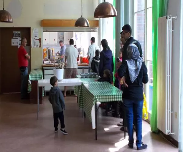 وزيرة العمل الألماني .... تهدد الاندماج مقابل الإعانات