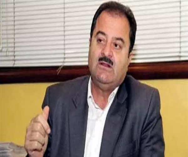 نقيب فناني نظام الأسد... قرار فصل الفنانين إداري و ليس سياسي!!!